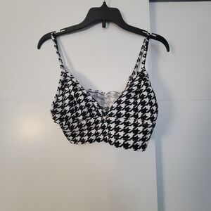 Black & White Houndstooth Crop Top